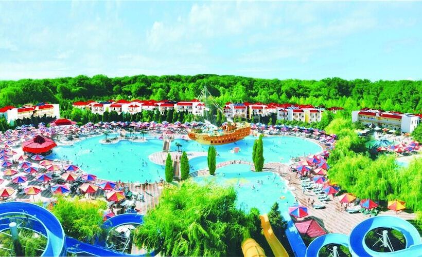 استراحتگاه Atlant Holiday Village