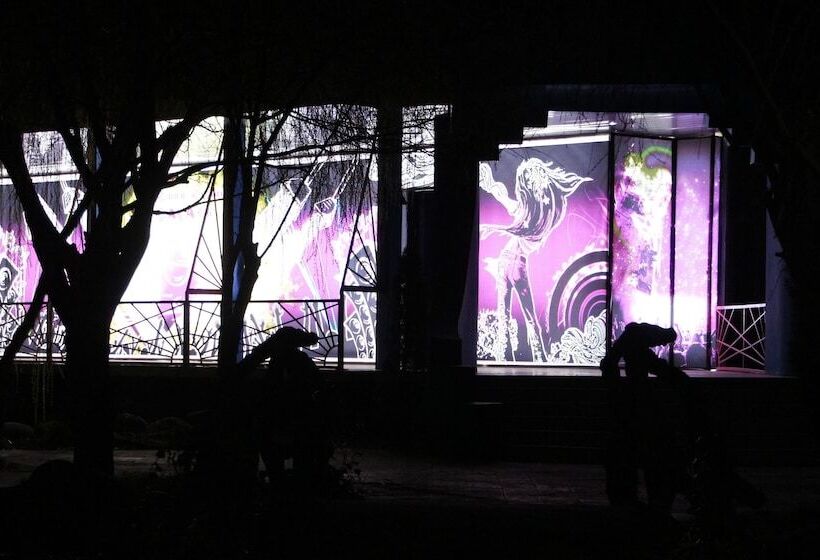 استراحتگاه Atlant Holiday Village