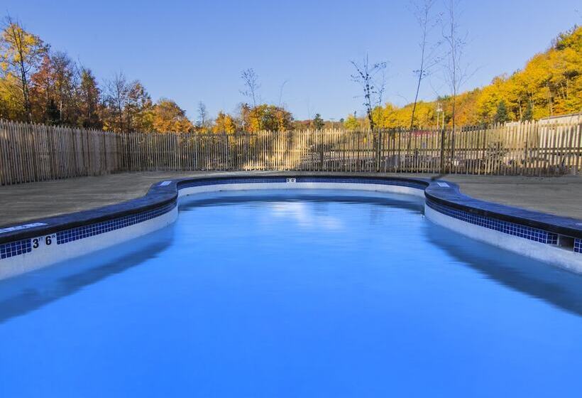 Rippling River Resort