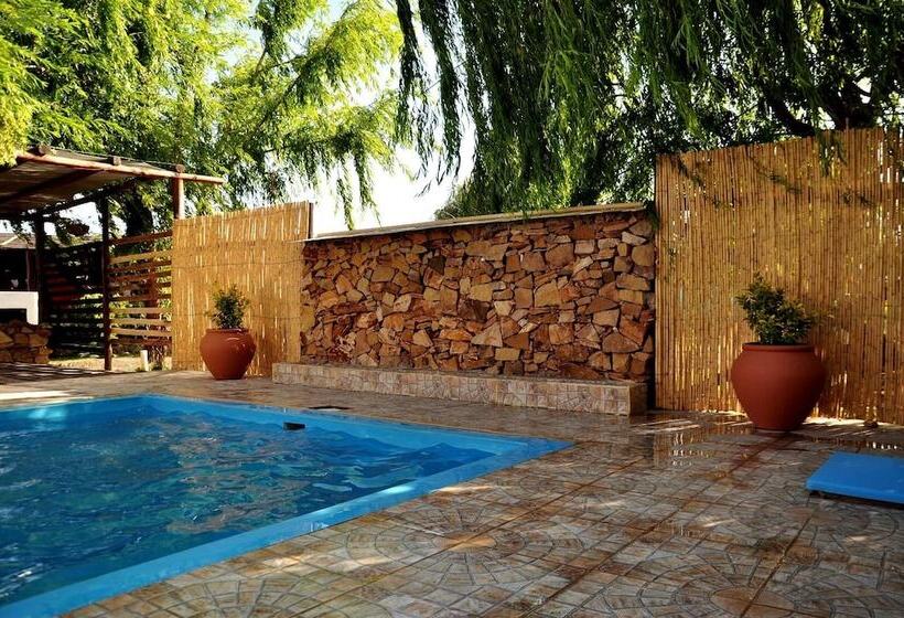 Sangiovese Club House