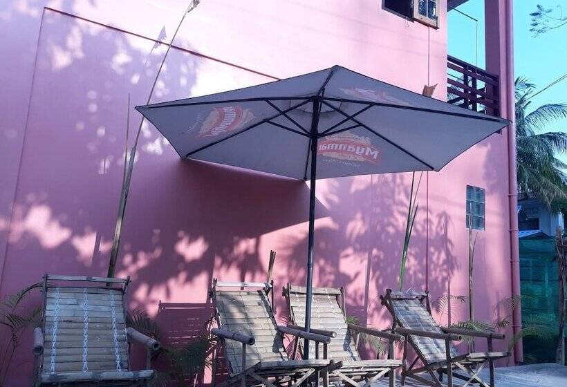 Seasons Hotels And Resort  Ngapali