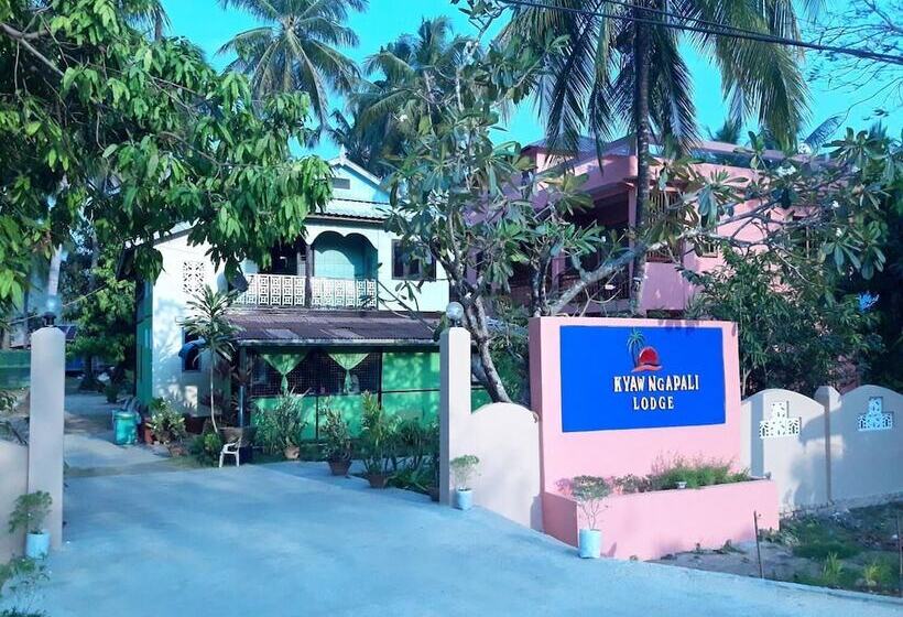 Seasons Hotels And Resort  Ngapali