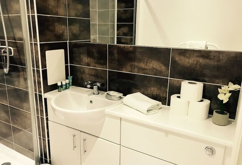 Sfa New Central Woking