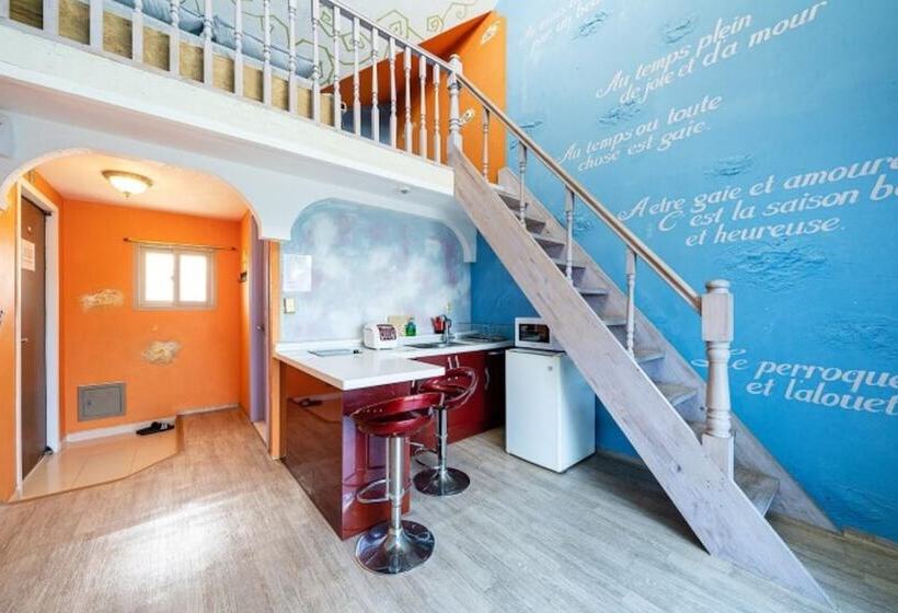 Taean Baja California Pension