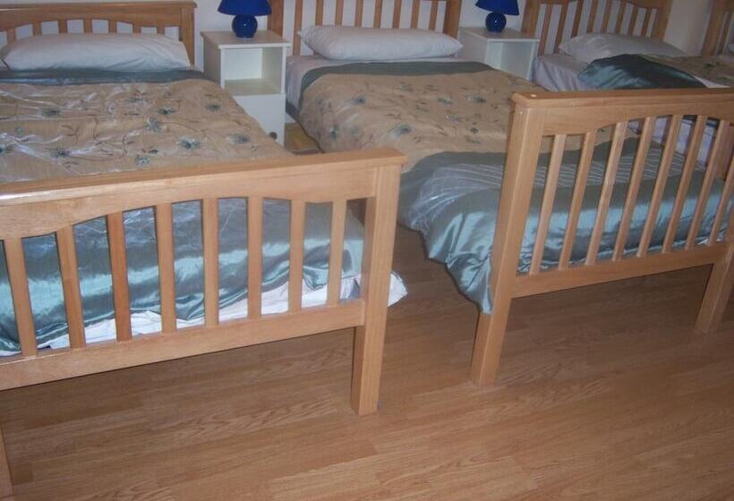 Valleylodge Farm Hostel