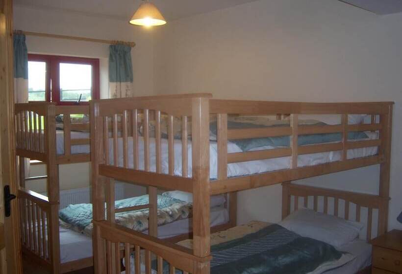 Valleylodge Farm Hostel