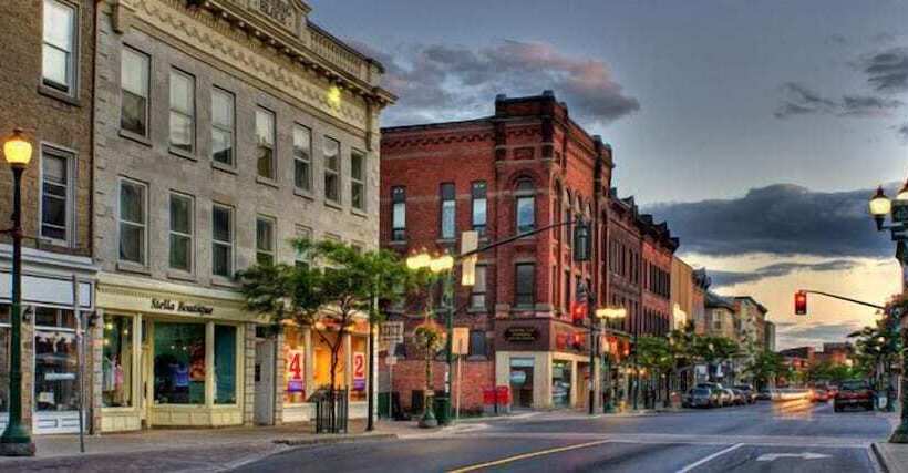 Watermark Waterfront Cottages