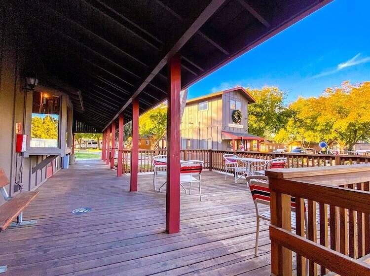 49 Er Village Rv Resort