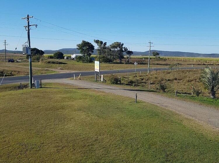 A Country View Motel   Ilbilbie