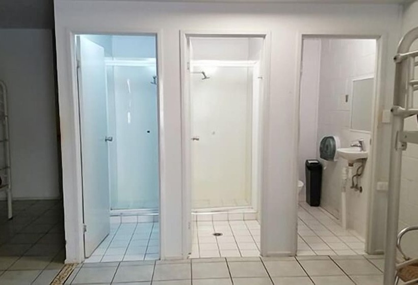 호스텔 Beach Plaza Accommodation