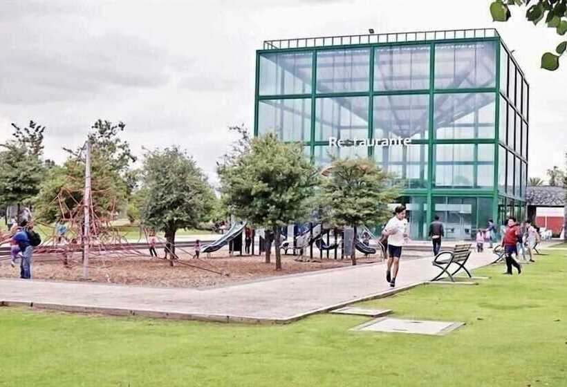 فندق صغير Hostal Davinci Mitad Del Mundo