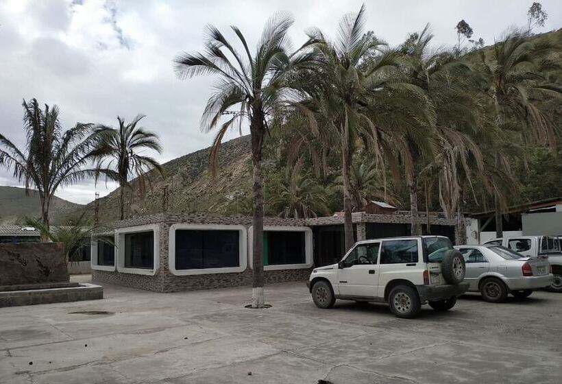 فندق صغير Hostal Davinci Mitad Del Mundo