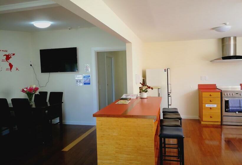 הוסטל Oxford Queenette Backpackers