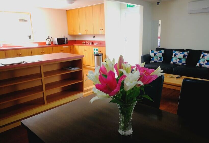 הוסטל Oxford Queenette Backpackers