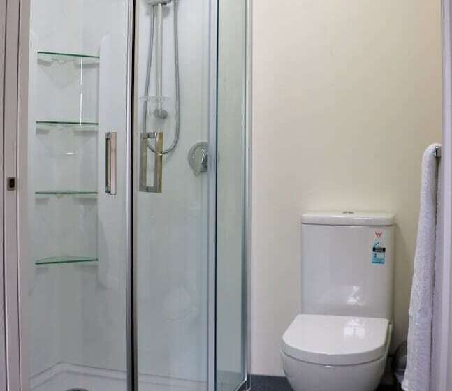 הוסטל Oxford Queenette Backpackers