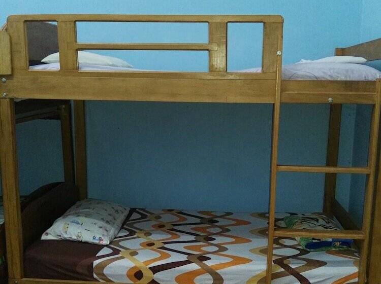 Amazon Mad Mick S Bunk House Adults Only Hostel