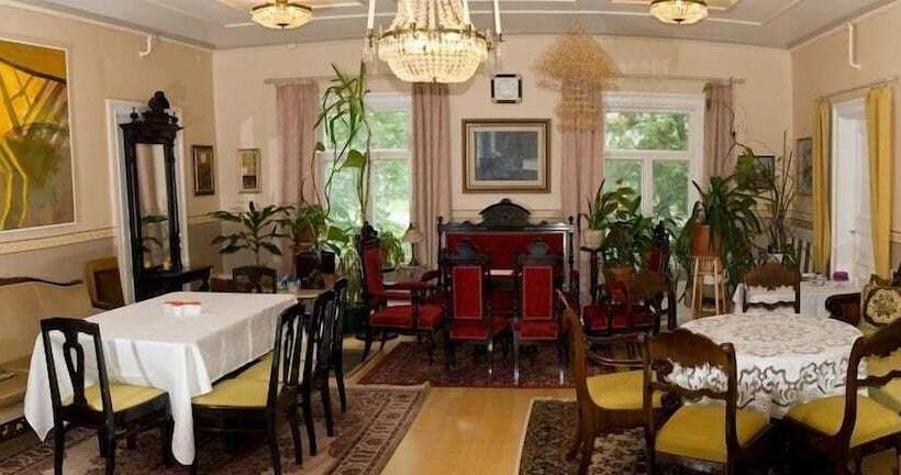 Anttilan Tila   Kartano Hostel