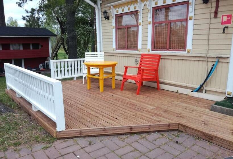 Anttilan Tila   Kartano Hostel