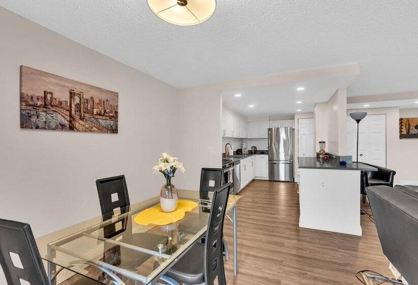 Arlington Fully Furnished Apartments