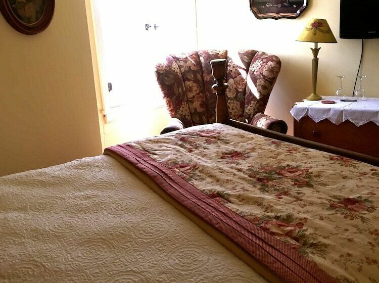 住宿加早餐 Annie Wiggins Guest House