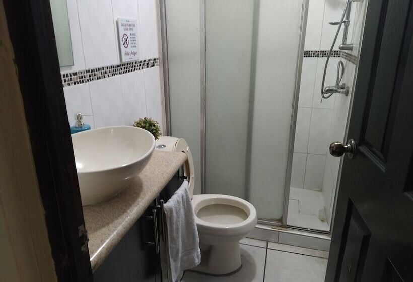 住宿加早餐  Antiguo