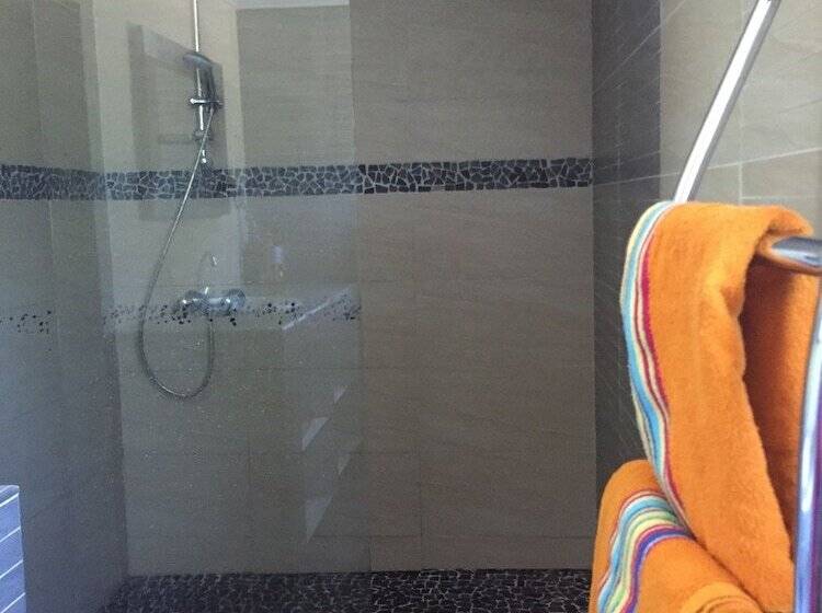 Lézard Home Bed And Breakfast