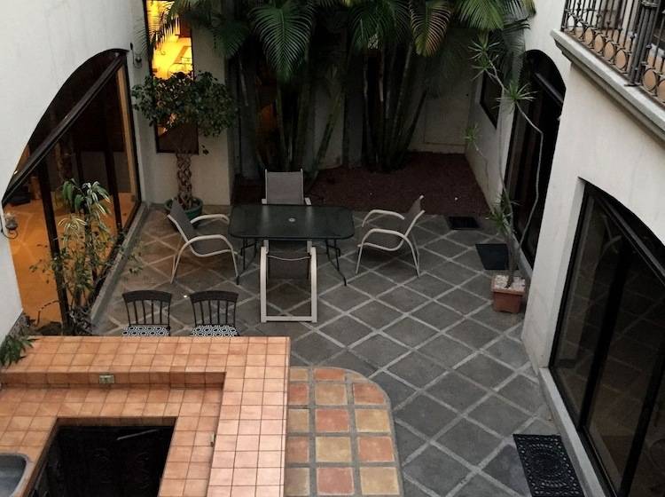 مبيت وإفطار Green Valley Hotel Boutique