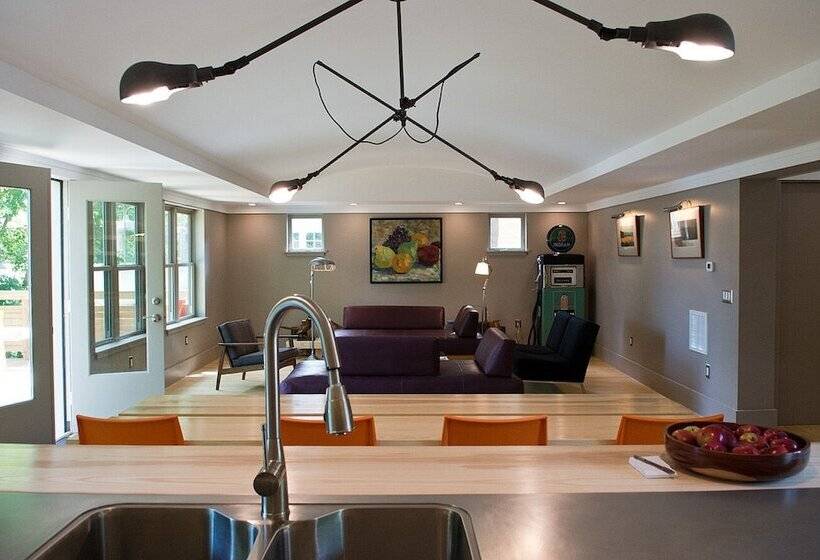 مبيت وإفطار Inn On Columbia