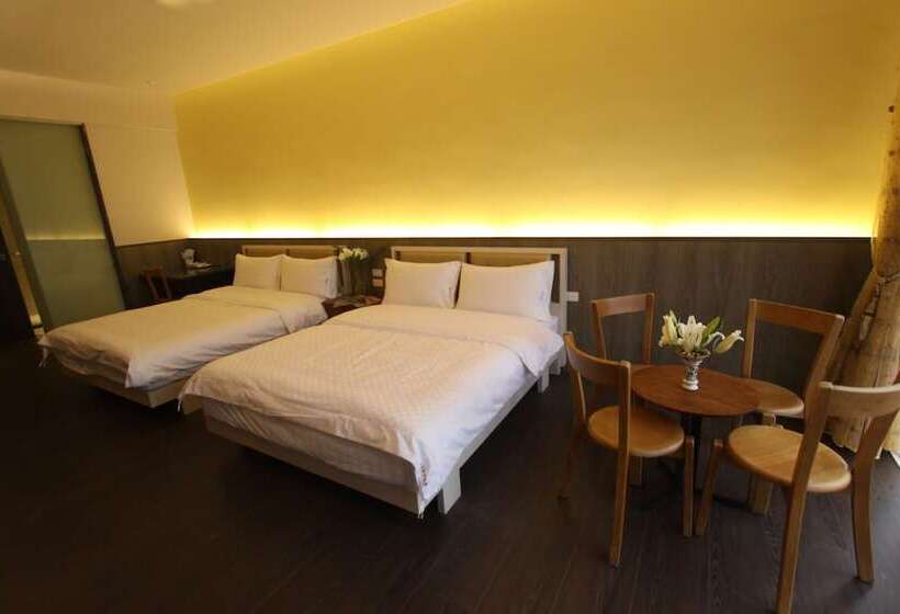 تختخواب و صبحانه Joy Garden