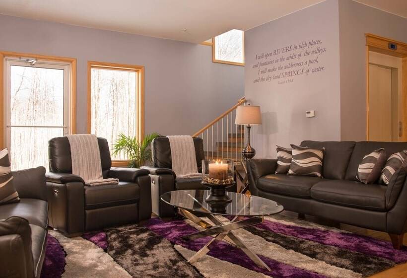 مبيت وإفطار River Spring Lodge