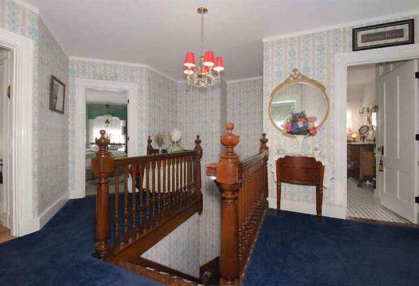 مبيت وإفطار The Tea Rose Inn At Plymouth