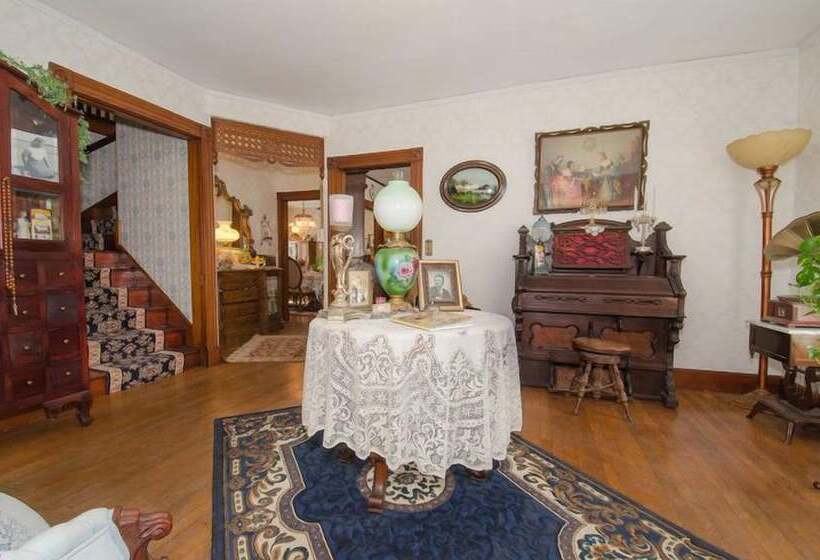 مبيت وإفطار The Tea Rose Inn At Plymouth