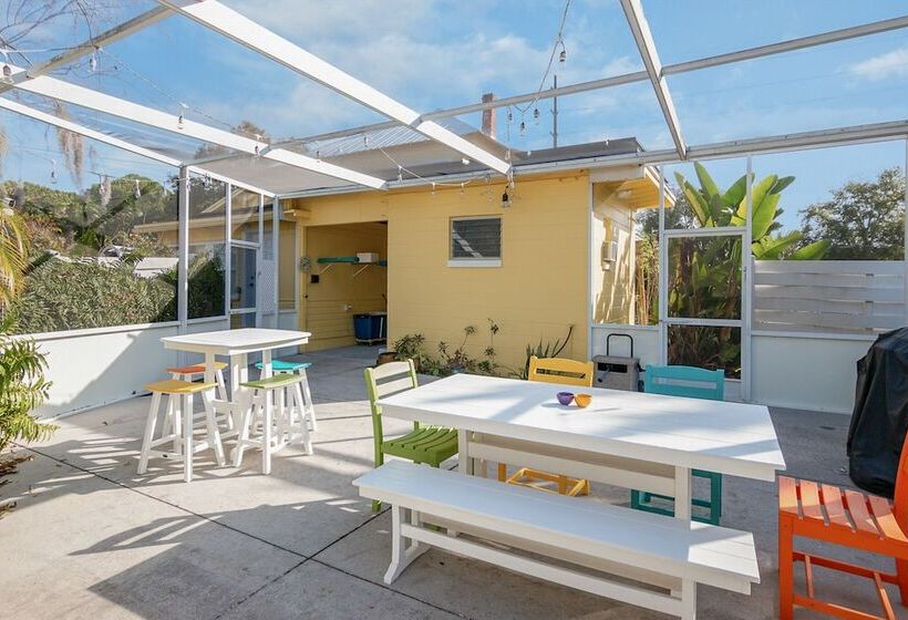 مبيت وإفطار The Wayward Traveler S Inn