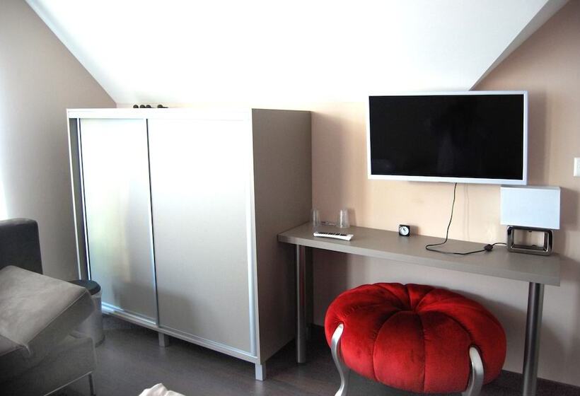 Bed & Breakfast Comfort House Olten Lostorf