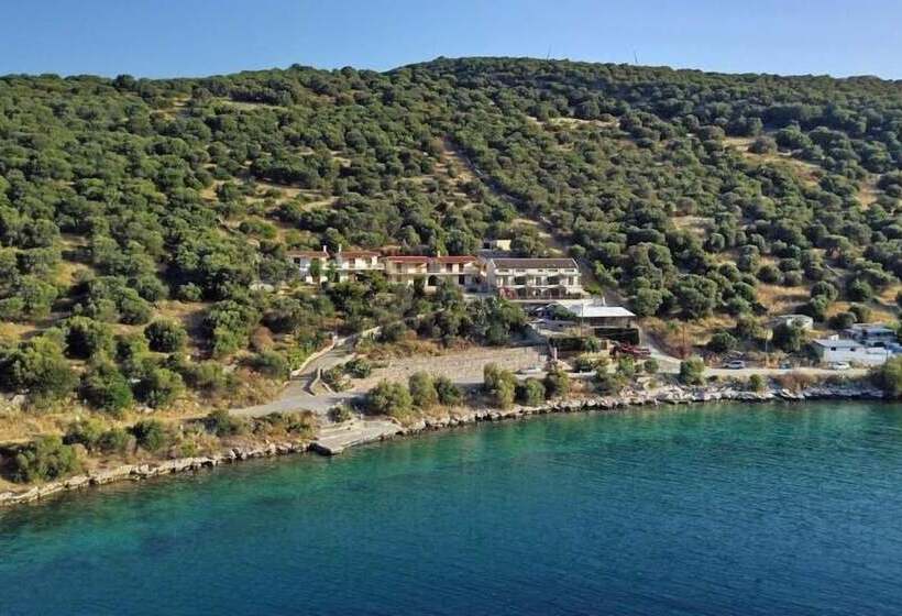 Evia Silence Boutique