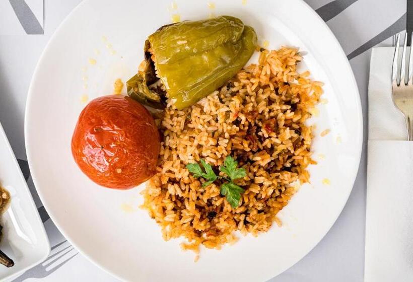 Gefiri Plakas Hotel By Konnect, Tzoumerka