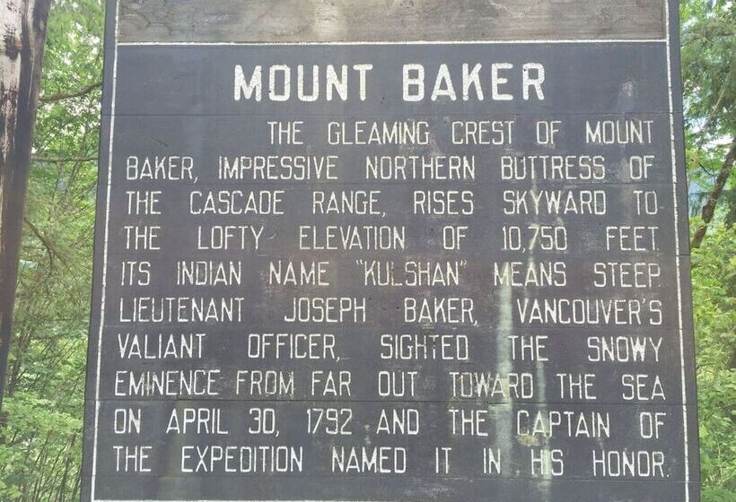 Glacier Springs – Cabin #16   1br Cabin