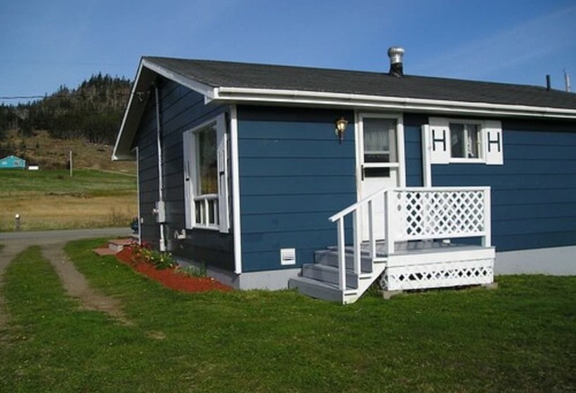 Gullivers Cove Oceanview Cottages