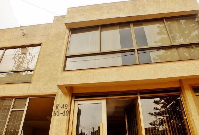 Hostal Arias Bogotá