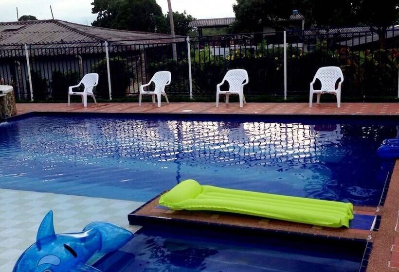 Hostal Campestre El Tesorito