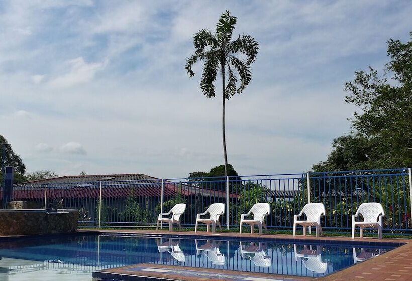 Hostal Campestre El Tesorito