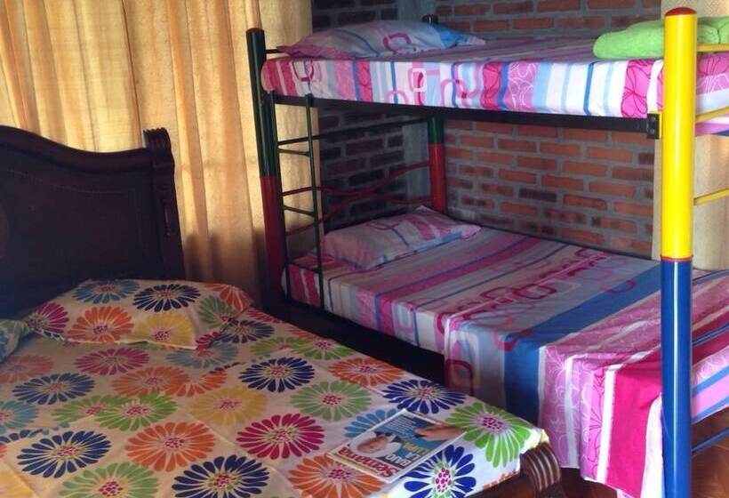 Hostal Campestre El Tesorito