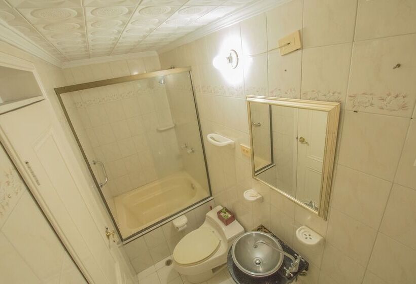 Hostal Casa Cristales