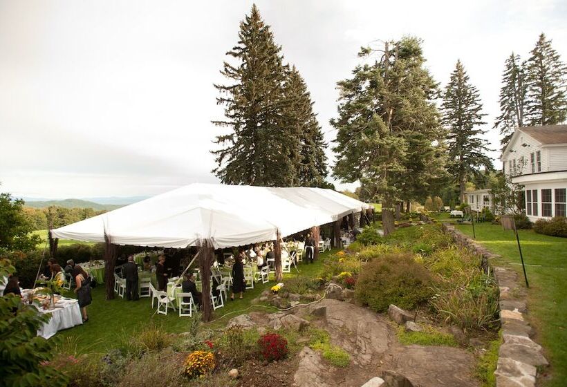 簡易ホテル Top Of The World Resort