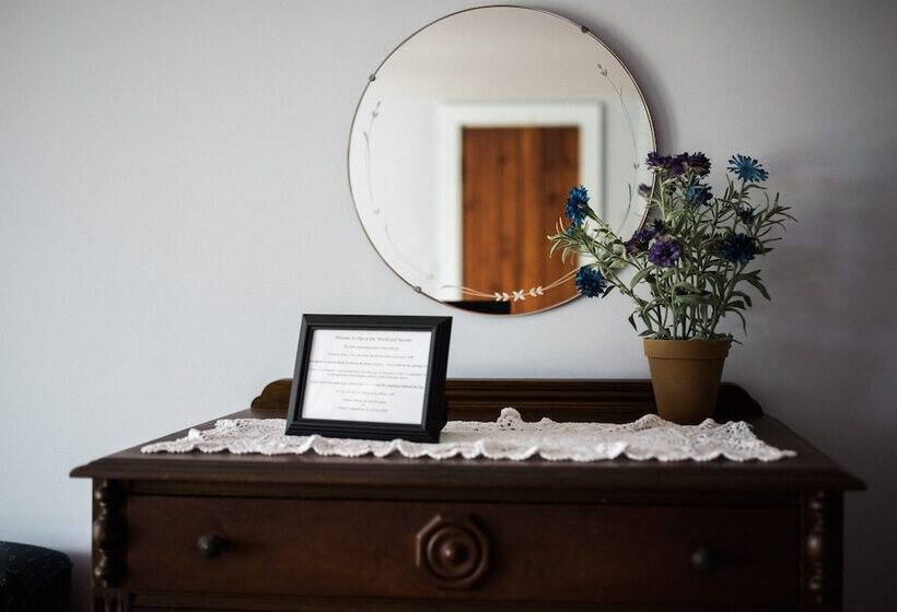 簡易ホテル Top Of The World Resort