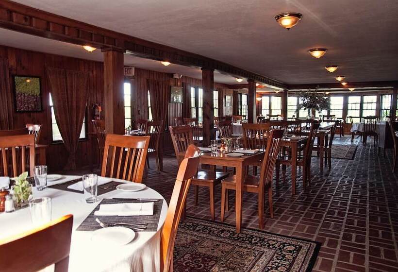 簡易ホテル Top Of The World Resort