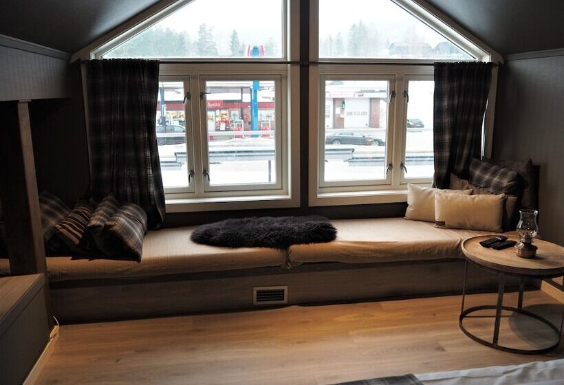 簡易ホテル Veggli Vertshus