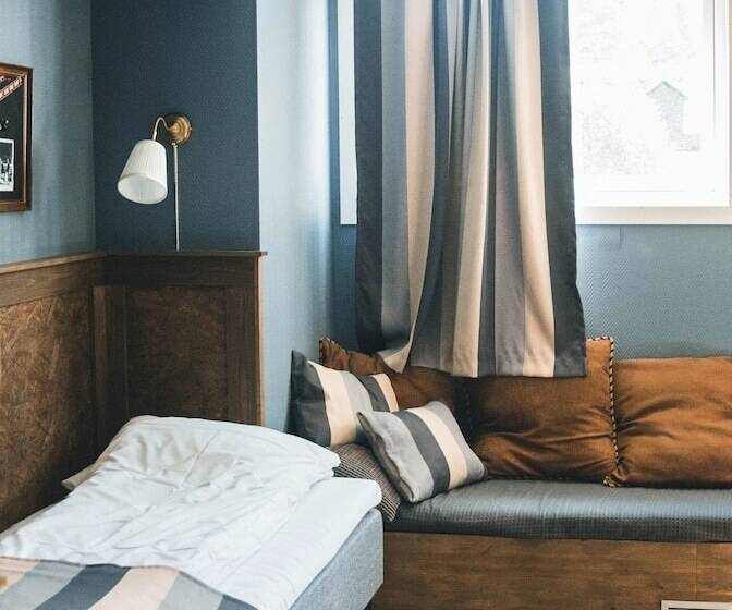 簡易ホテル Veggli Vertshus