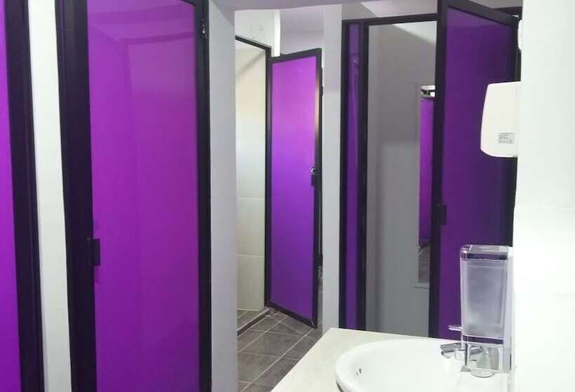 Hostel Macondo Guest House Medellin