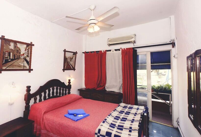 Отель Aeropuerto